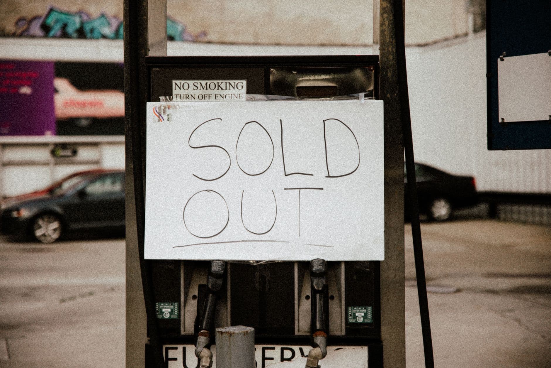 Market Shockwaves: Russia-Ukraine Conflict and Oil Prices Plummet